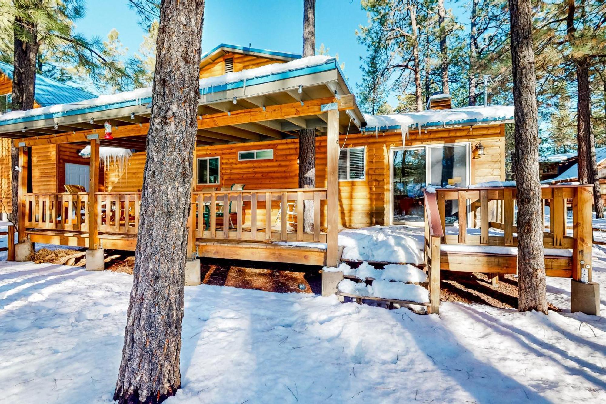 Dam Fun Cabin ไพน์ท็อป-เลคไซด์ ภายนอก รูปภาพ